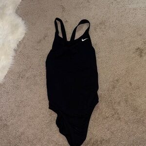 Nike Women’s HydraStrong One Piece Swimsuit